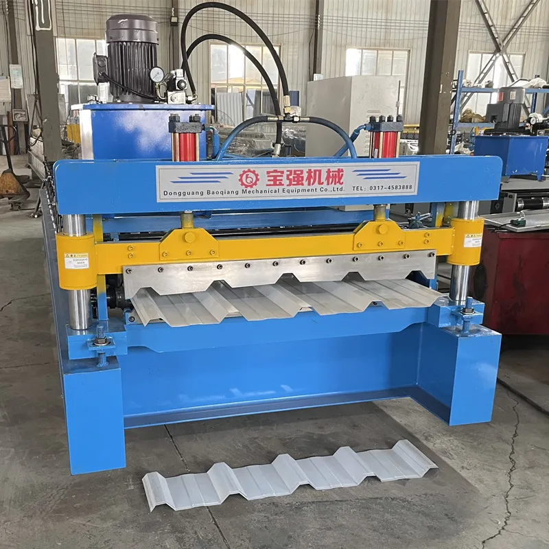 Máquina formadora de rollos de techo trapezoidal